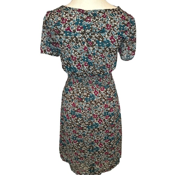 H&M Women’s Dark FLORAL Short Sleeve Lined Knee Length Polyester Dress Sz 4 - Picture 4 of 11